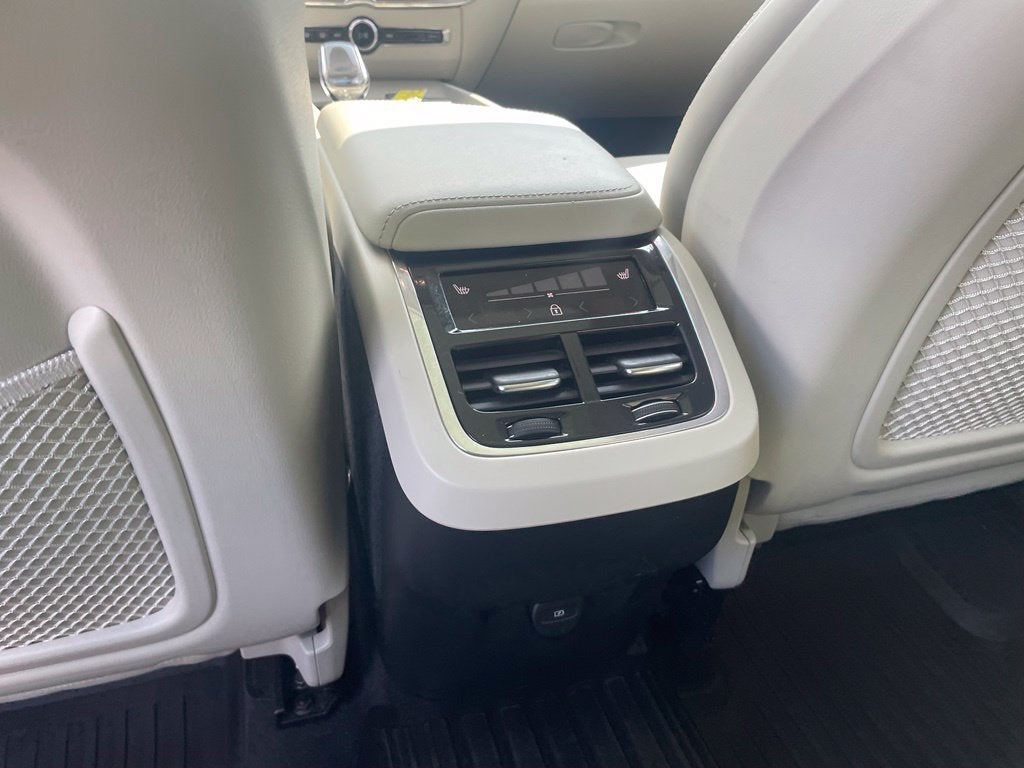 2022 Volvo XC60 Inscription