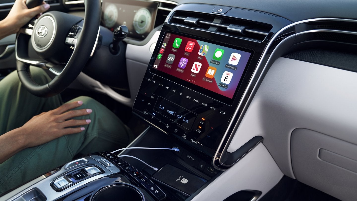 2022 Tucson Interior | Crain Hyundai Of Fayetteville in Fayetteville AR