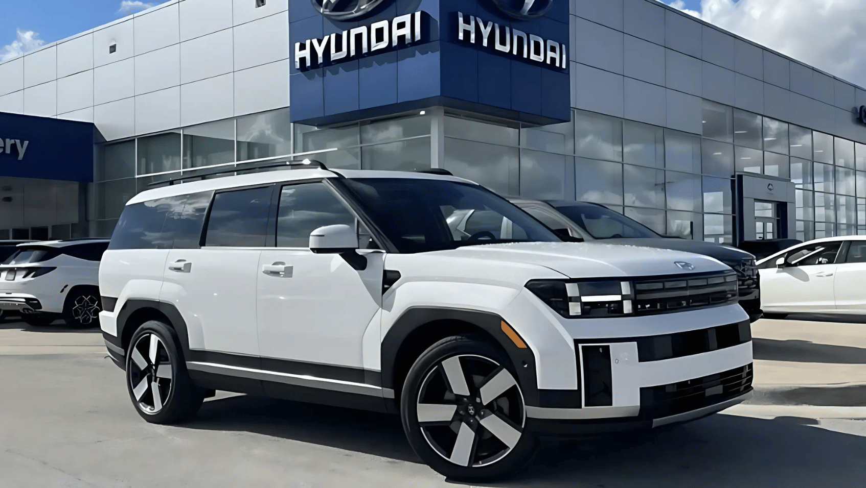 2025 Hyundai Santa Fe Front