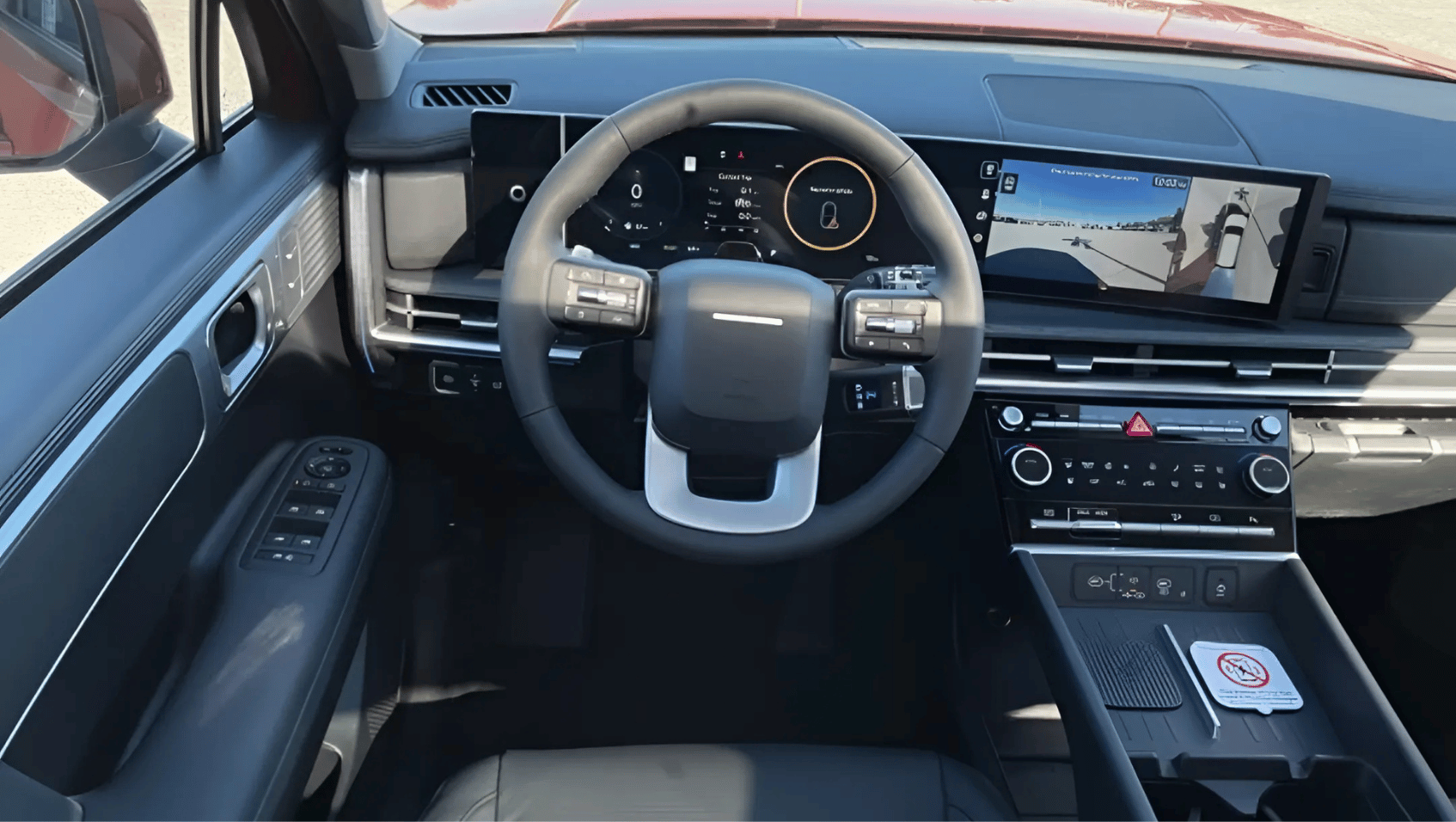 Interior View of the 2025 Hyundai Santa Fe Hybrid