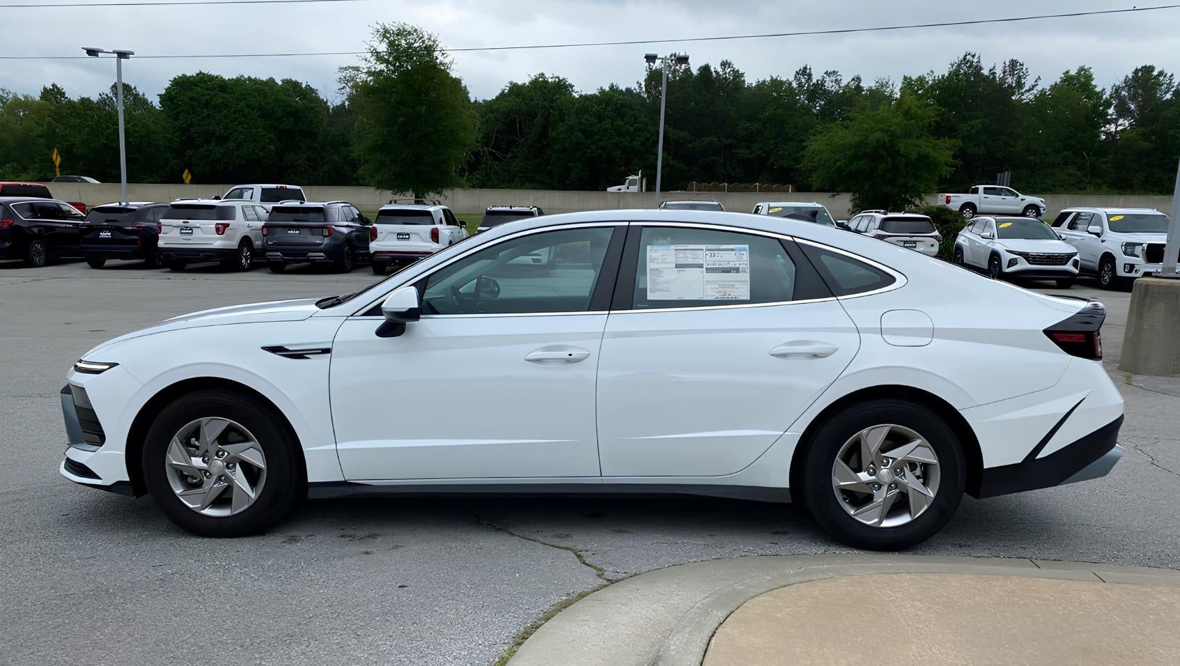 Side View of the 2025 Hyundai Sonata